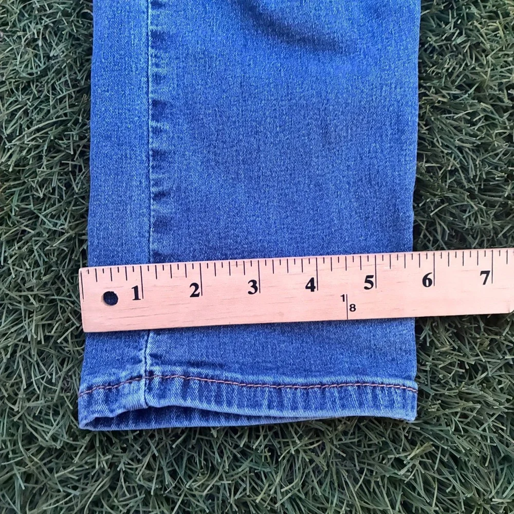Levi's Men's 28x27 Jeans Medium Blue Straight Leg Denim Faded Y2K 90s Classic